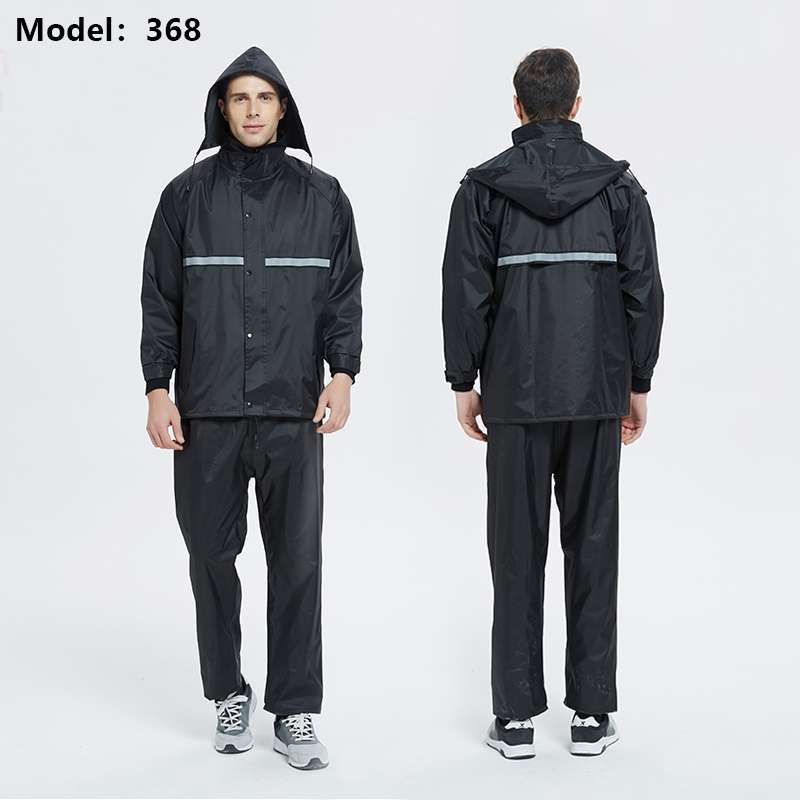 TRAJE DE LLUVIA C/CAPUCHA BANDA REFLECTIVA Y BOLSO TALLE L
